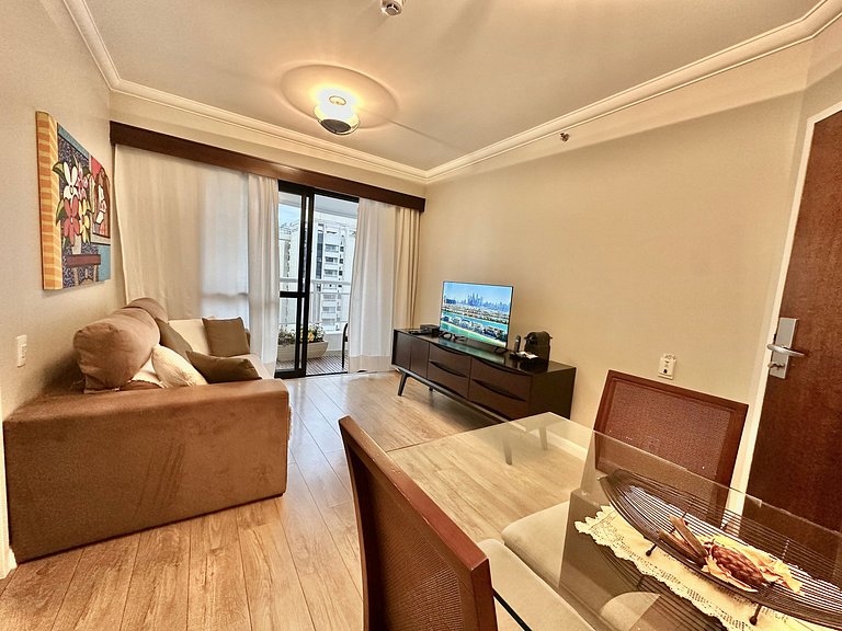 Flat Andar Alto c/ Varanda | The Palace Moema