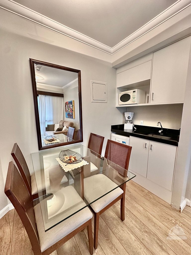 Flat Andar Alto c/ Varanda | The Palace Moema