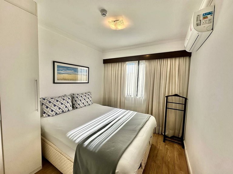 Flat Andar Alto c/ Varanda | The Palace Moema