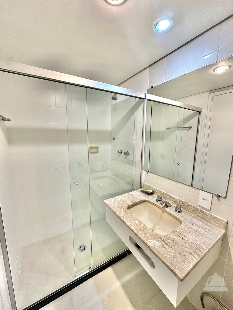 Design & Conforto: Flat Esquina da Av. Ibirapuera