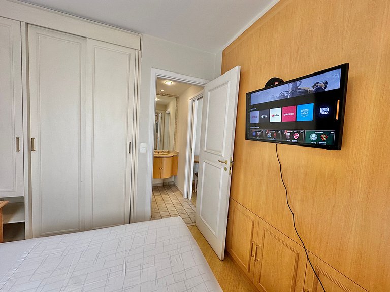 Apartamento com serviços em Moema