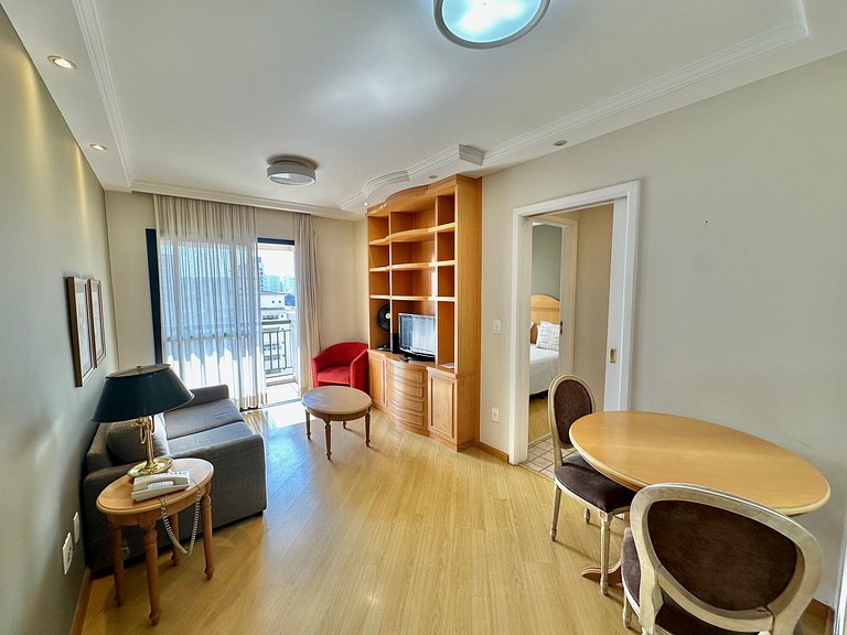 Flat La Maison c/ Garagem ar condicionado