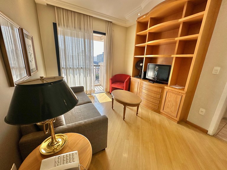 Flat La Maison c/ Garagem ar condicionado