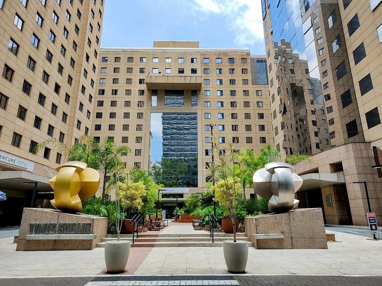 Flat Times Square Moema, Metrô e Airport Congonhas