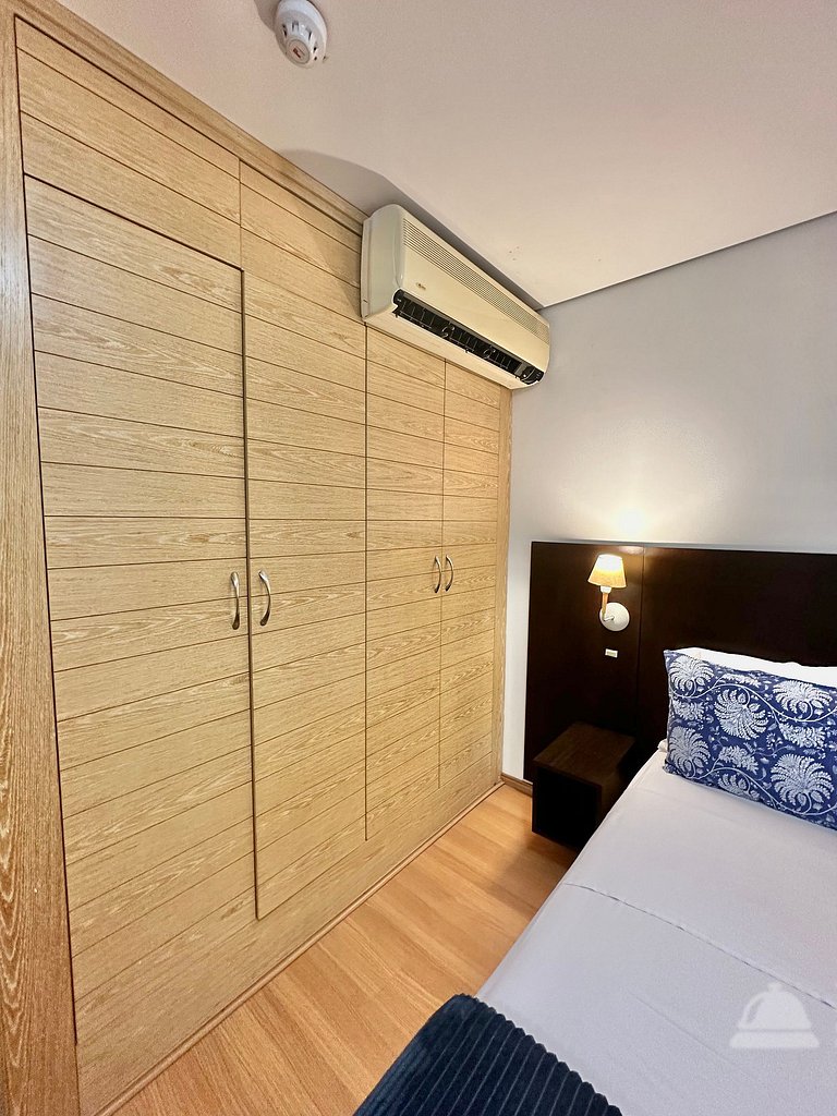 Flat Times Square Moema Jamaris 100 internet rápida - UH506