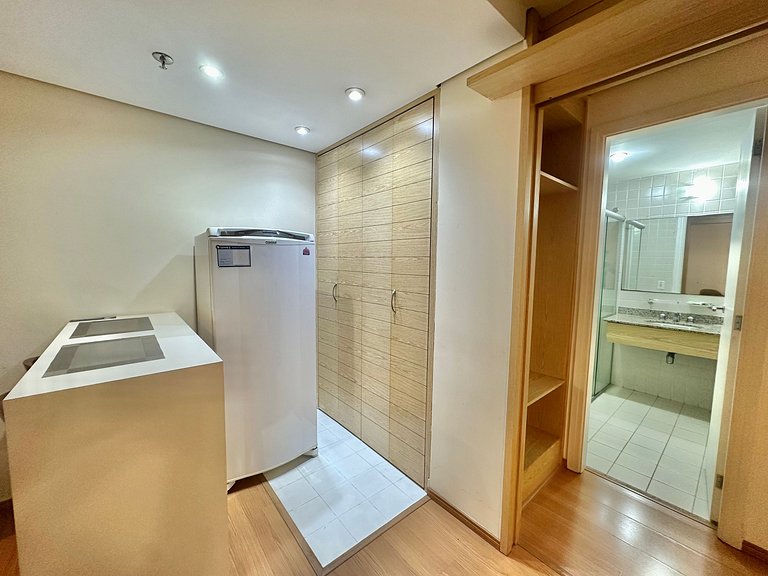 Flat Times Square Moema Jamaris 100 internet rápida - UH506