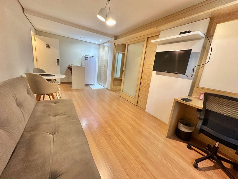 Flat Times Square Moema Jamaris 100 internet rápida - UH506