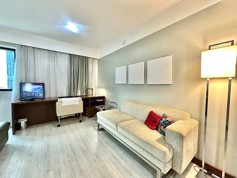 Flat International Av. Ibiraquera, 2534 ⭐⭐⭐⭐ UH815