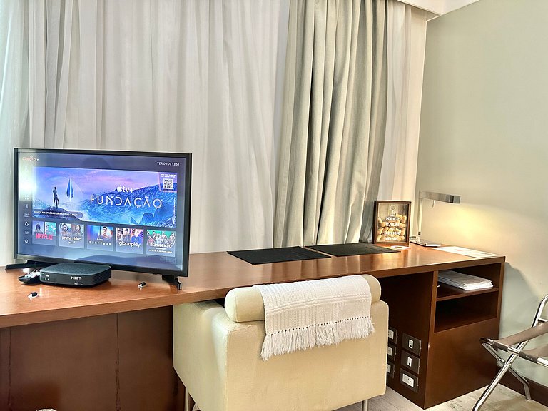 Flat International Av. Ibiraquera, 2534 ⭐⭐⭐⭐ UH815