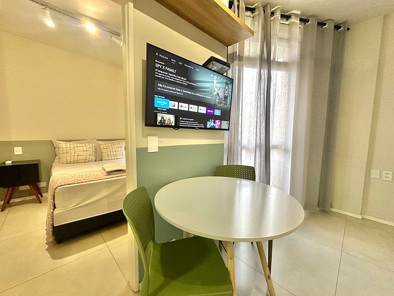 Studio Design com Varanda e Vista a 2 min do Metrô