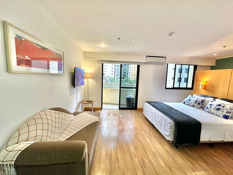 Flat Itaim Bibi Ibirapuera na Rua Tuim 18 - UH1205