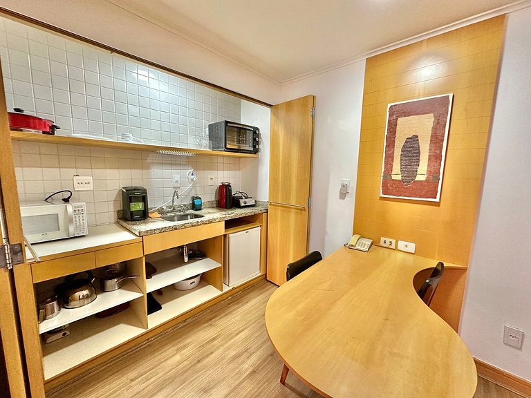 Flat Itaim Bibi Ibirapuera na Rua Tuim 18 - UH1205