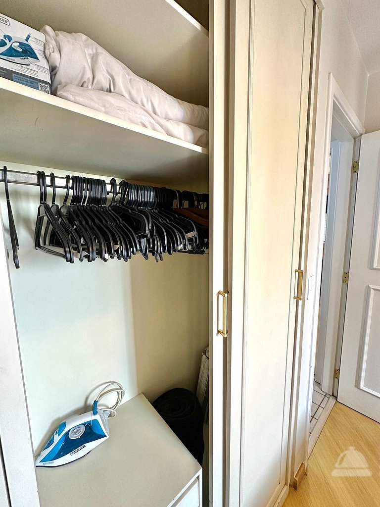 Flat luxo, Janela Antirruído, Garagem, serviços