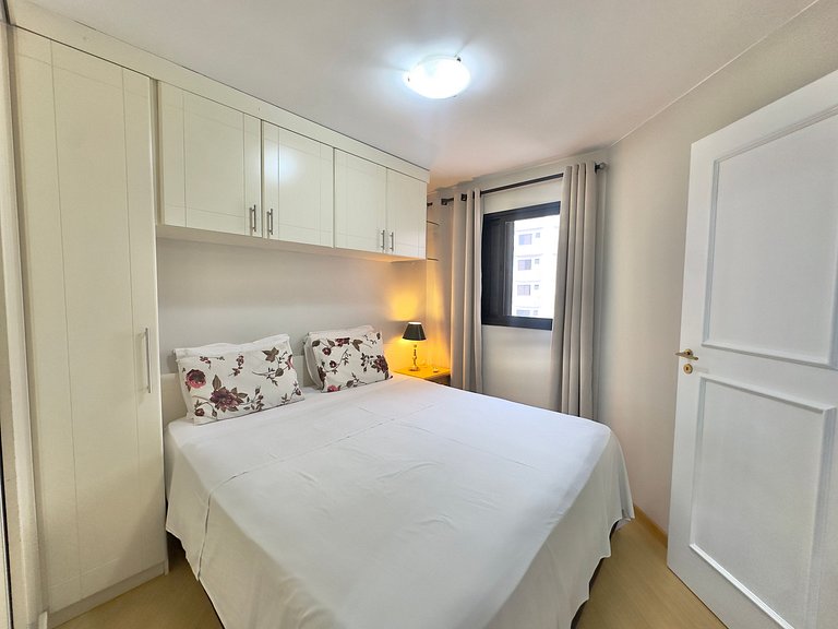 Apart-Hotel Moema c/ 2 quartos e garagem