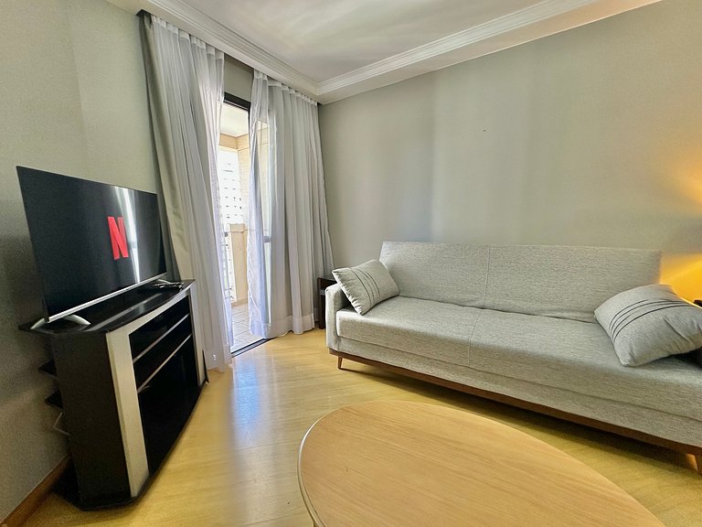 Apart-Hotel Moema c/ 2 quartos e garagem