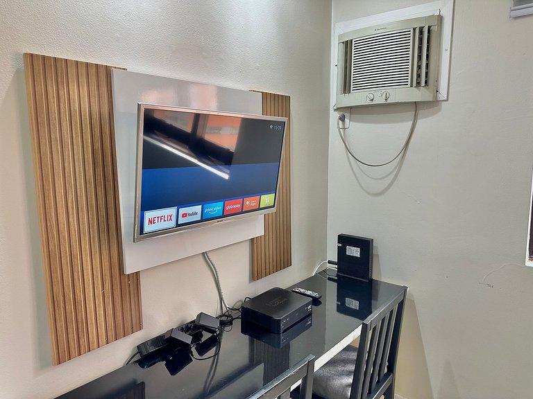 Estúdio QI Ibirapuera cozinha compacta e limpeza diária UH20