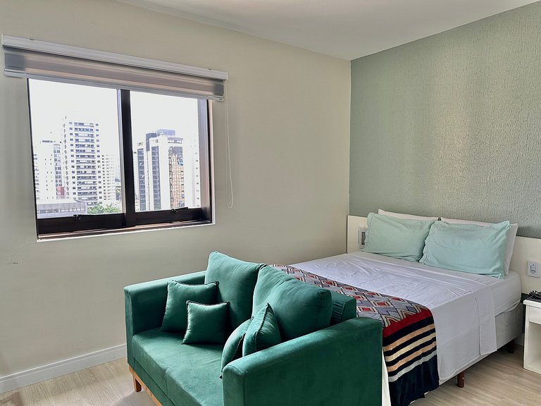 Estúdio QI Ibirapuera cozinha compacta e limpeza diária UH20