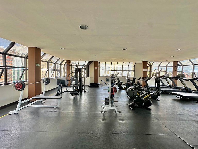 Flat sofisticado em Moema a 5 min. estação metrô e vaga de g