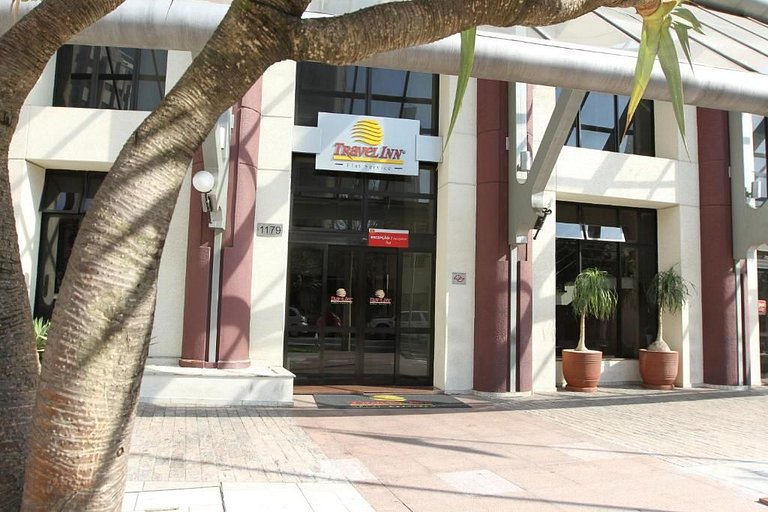 Flat Rua Borges Lagoa 1179 - Estacionamento- UH412