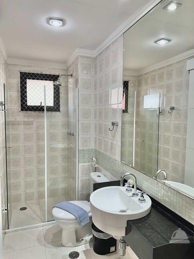 Flat Berrini 2 quartos, 2 suítes, estacionamento gratuito