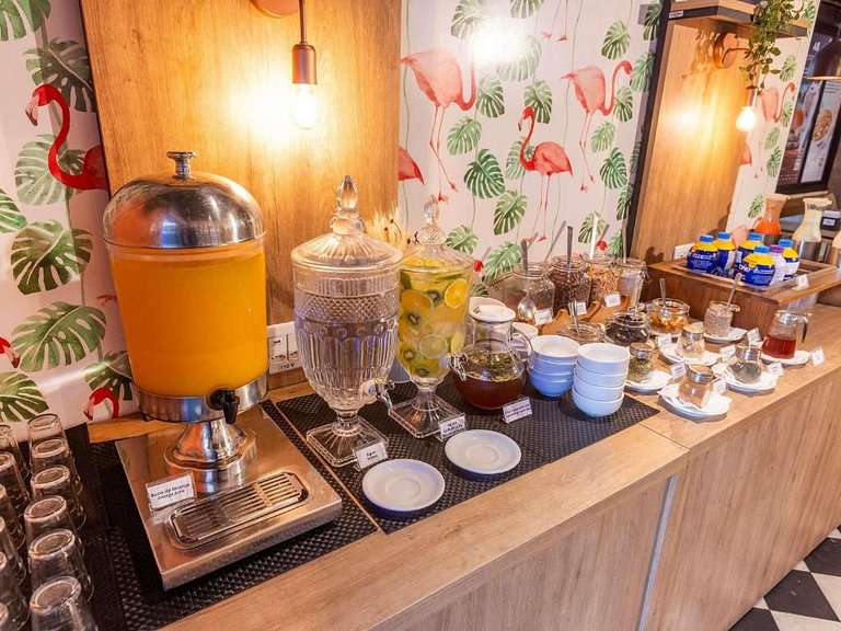 Flat Berrini 2 quartos, 2 suítes, estacionamento gratuito