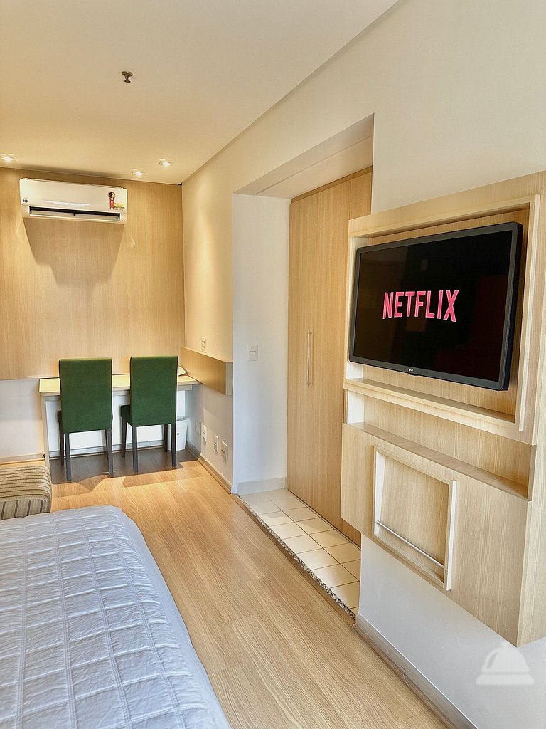 Flat Moderno Nações Unidas c/ Limpeza Diária