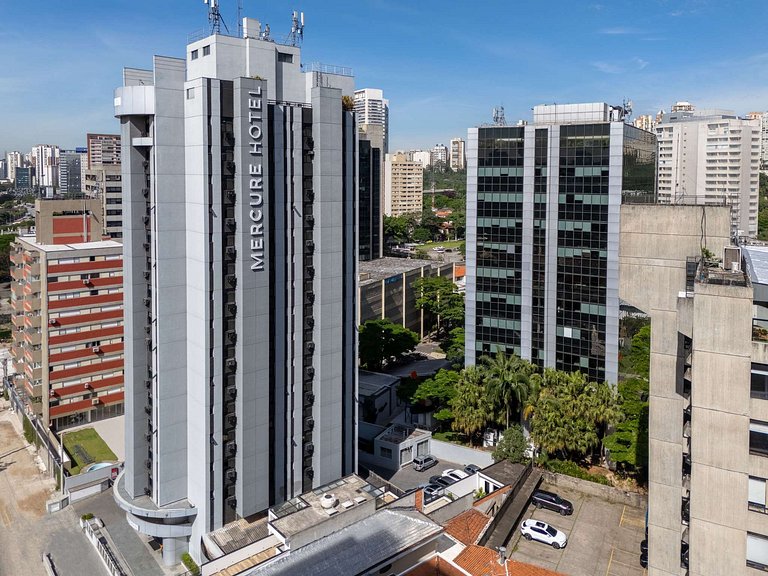 Flat Moderno Nações Unidas c/ Limpeza Diária